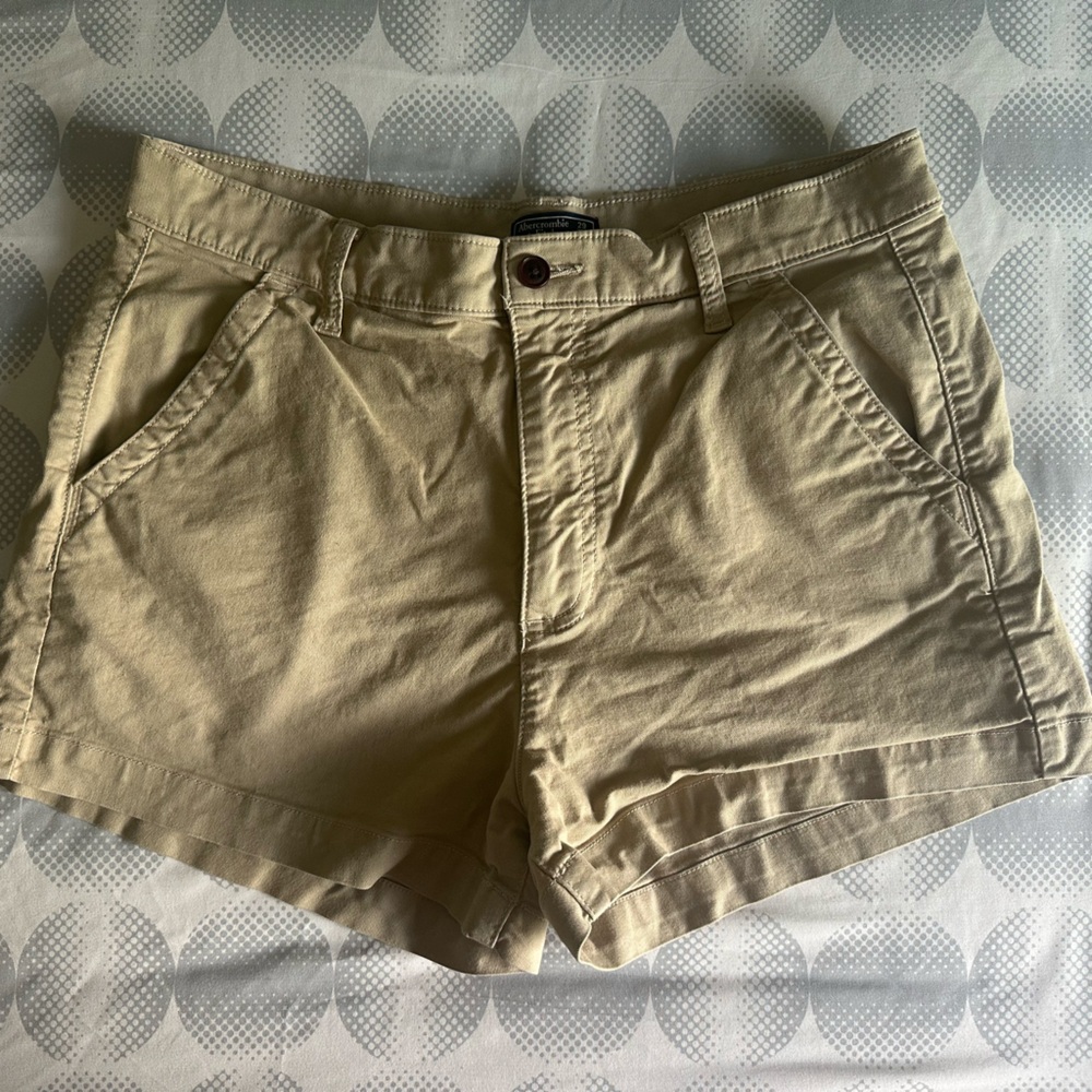 Abercrombie & Fitch Women's Size 29 Stretch Khaki Chino 4.5” Seam Shorts